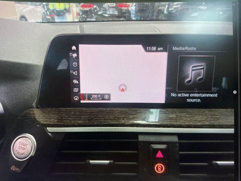 Used 2021 BMW X3 xDrive30i image 2