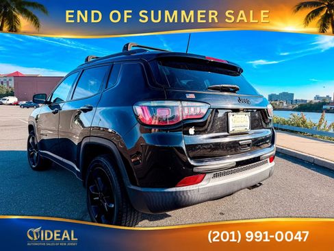 Used 2018 Jeep Compass Latitude w/ Popular Equipment Group AWD/4WD image 5