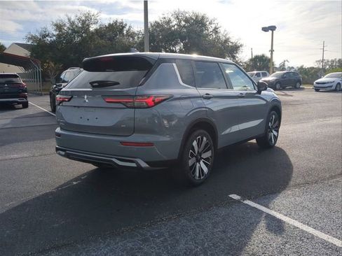 New 2026 Mitsubishi Outlander SE AWD/4WD image 6