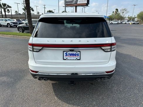Used 2023 Lincoln Aviator Reserve image 5