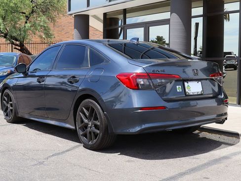 Used 2023 Honda Civic Sport image 9