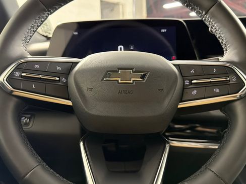 Used 2025 Chevrolet Equinox LT w/ Midnight Edition FWD image 23