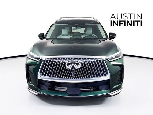 Certified 2026 INFINITI QX60 Luxe w/ Family Package image 3