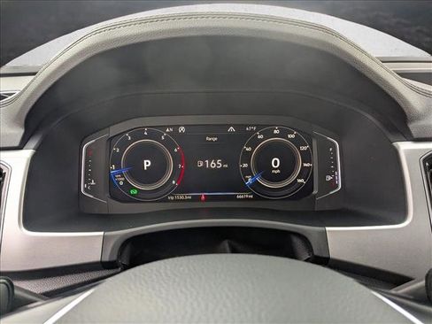 Used 2019 Volkswagen Atlas SEL Premium image 11