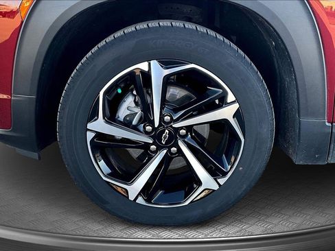 Used 2023 Chevrolet TrailBlazer RS w/ Convenience Package image 9