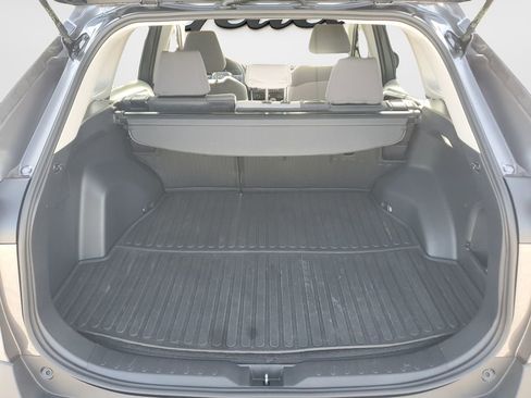 Used 2025 Toyota RAV4 XLE AWD/4WD image 10
