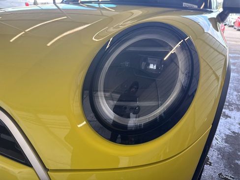 Used 2025 MINI Cooper S FWD image 15
