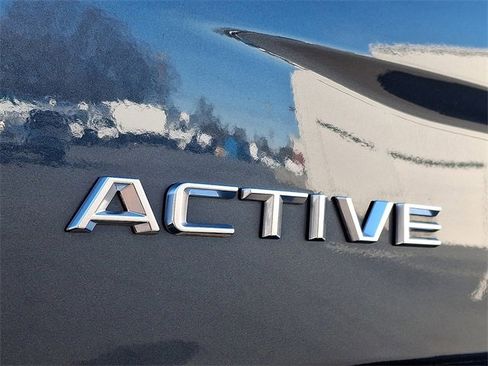 Used 2025 Ford Expedition Active image 32