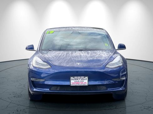 Used 2019 Tesla Model 3 Standard Range Plus image 9