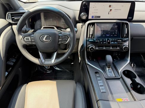 Used 2025 Lexus LX 700h Overtrail w/ Accessory Package (Z1) AWD/4WD image 33
