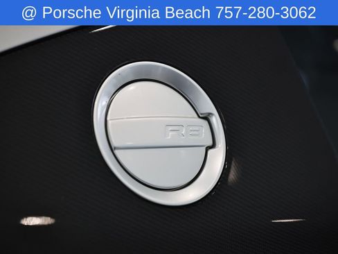 Used 2011 Audi R8 V10 AWD/4WD image 9
