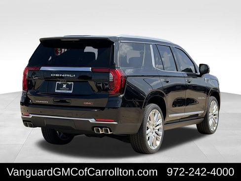New 2026 GMC Yukon Denali w/ Denali Reserve Package AWD/4WD image 3