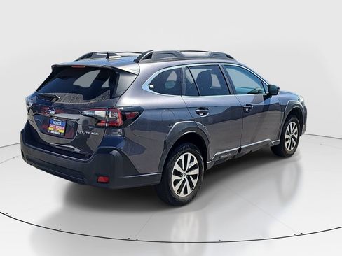 Used 2024 Subaru Outback Premium AWD/4WD image 5