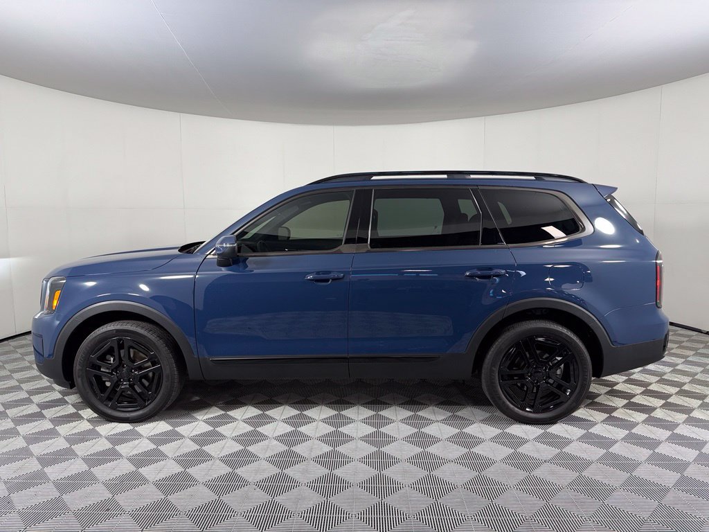 Used 2025 Kia Telluride EX X-Line AWD/4WD image 11