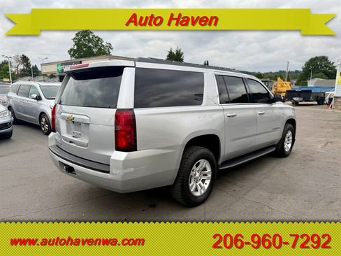 Used 2017 Chevrolet Suburban LT AWD/4WD image 5