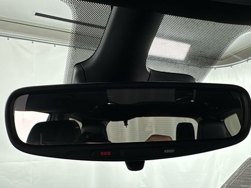 Used 2024 Chrysler Pacifica Select image 39