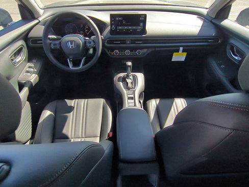 New 2026 Honda HR-V EX-L image 15