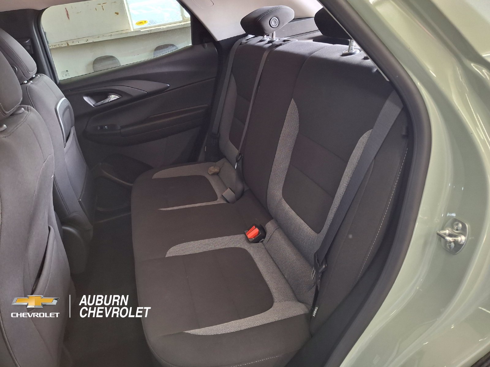 Used 2025 Chevrolet TrailBlazer LT AWD/4WD image 14
