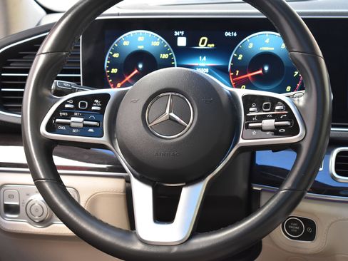 Used 2020 Mercedes-Benz GLE 350 4MATIC image 33