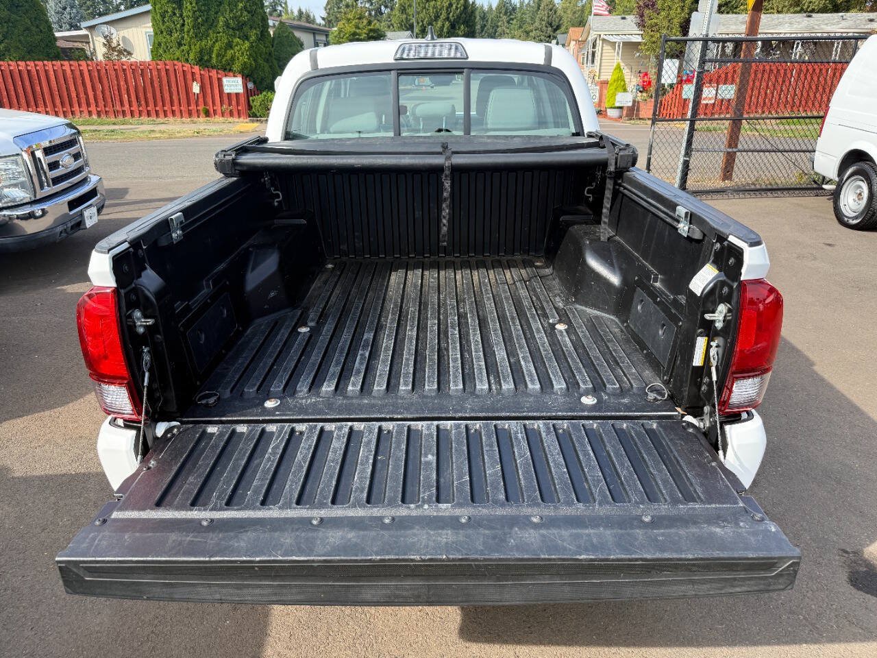 Used 2018 Toyota Tacoma SR w/ SR Convenience Package RWD image 10