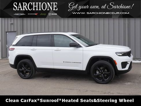 Used 2023 Jeep Grand Cherokee Altitude image 1