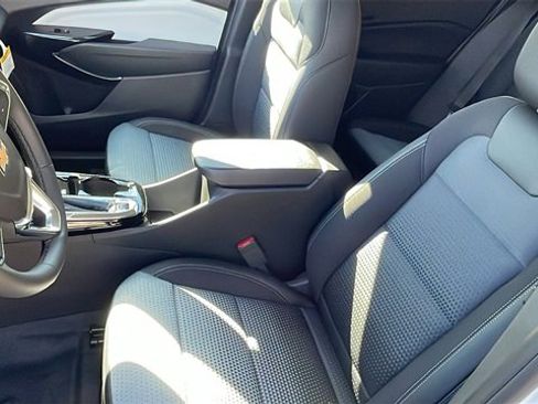 New 2026 Chevrolet Trax LT w/ LT Convenience Package image 11