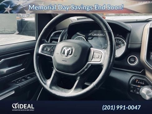 Used 2019 RAM 1500 Laramie AWD/4WD image 12