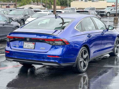 Used 2023 Honda Accord Sport image 4