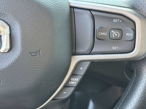 Used 2024 RAM 2500 Tradesman w/ Chrome Appearance Group AWD/4WD image 27