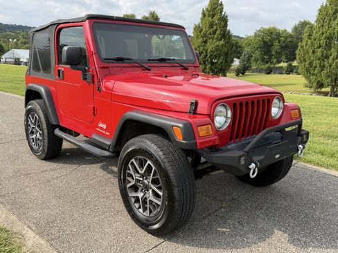 Used 2006 Jeep Wrangler X AWD/4WD image 11