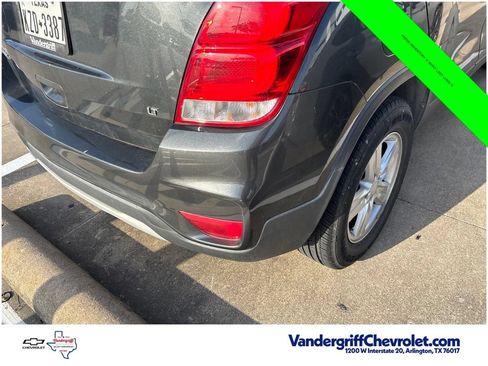 Used 2018 Chevrolet Trax LT FWD image 5