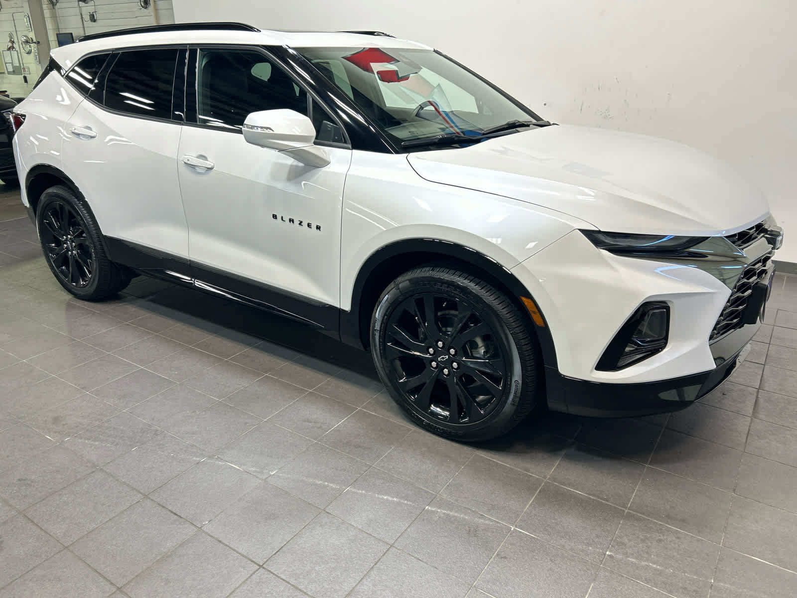 Used 2021 Chevrolet Blazer RS w/ Enhanced Convenience Package AWD/4WD image 2