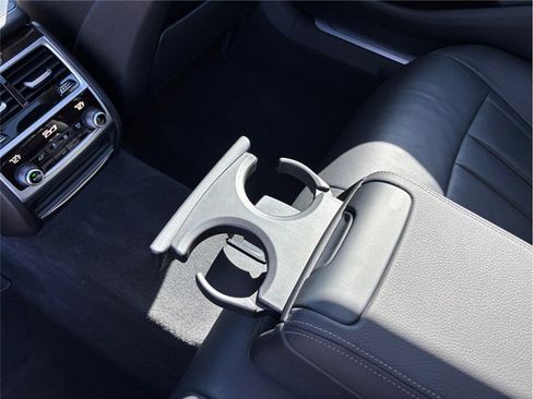 Used 2019 BMW 740i image 44