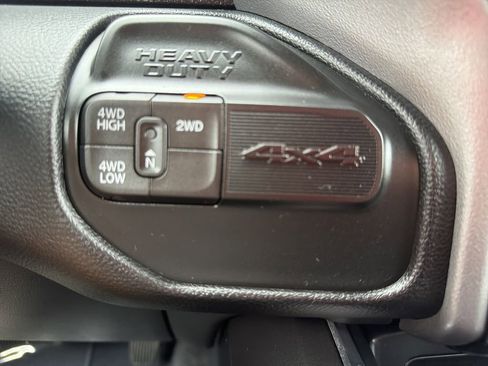 Used 2024 RAM 2500 Laramie w/ Night Edition image 35