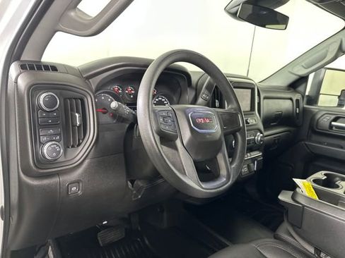 Used 2024 GMC Sierra 2500 Pro image 13