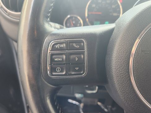 Used 2015 Jeep Wrangler Unlimited Sport w/ Quick Order Package 24S AWD/4WD image 12