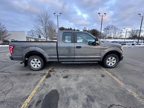 Used 2017 Ford F150 XL w/ Equipment Group 101A Mid image 2