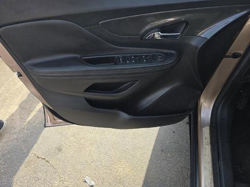 Used 2018 Buick Encore Preferred image 9