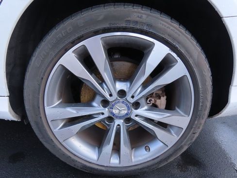 Used 2016 Mercedes-Benz C 300 4MATIC Sedan image 16