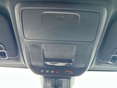 New 2026 Chevrolet Equinox LT w/ Convenience Package II FWD image 41