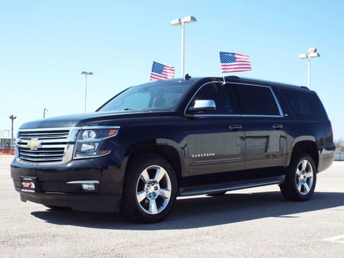 Used 2015 Chevrolet Suburban LTZ RWD image 1