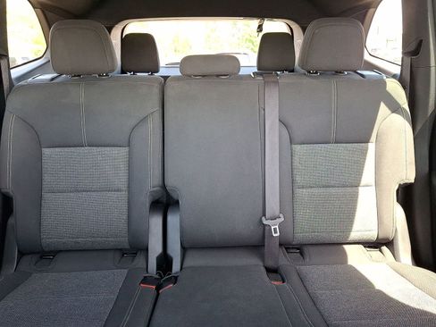 Certified 2025 GMC Acadia Elevation FWD image 14