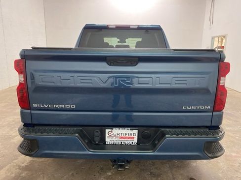 Used 2024 Chevrolet Silverado 1500 Custom image 5