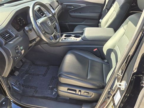 Certified 2024 Honda Ridgeline RTL image 11