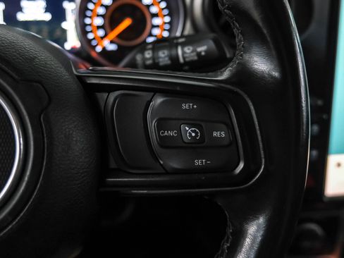 Used 2020 Jeep Wrangler Unlimited Sport image 16