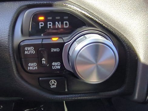 Used 2024 RAM 1500 Laramie image 14