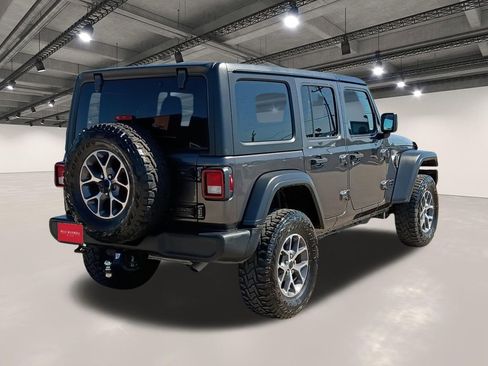 Used 2024 Jeep Wrangler Unlimited Sport AWD/4WD image 16