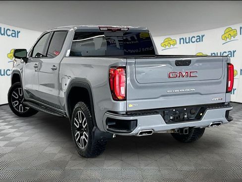 Used 2024 GMC Sierra 1500 AT4 w/ Technology Package AWD/4WD image 4