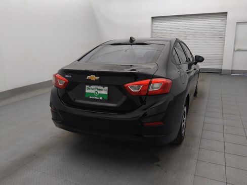 Used 2018 Chevrolet Cruze LS image 7