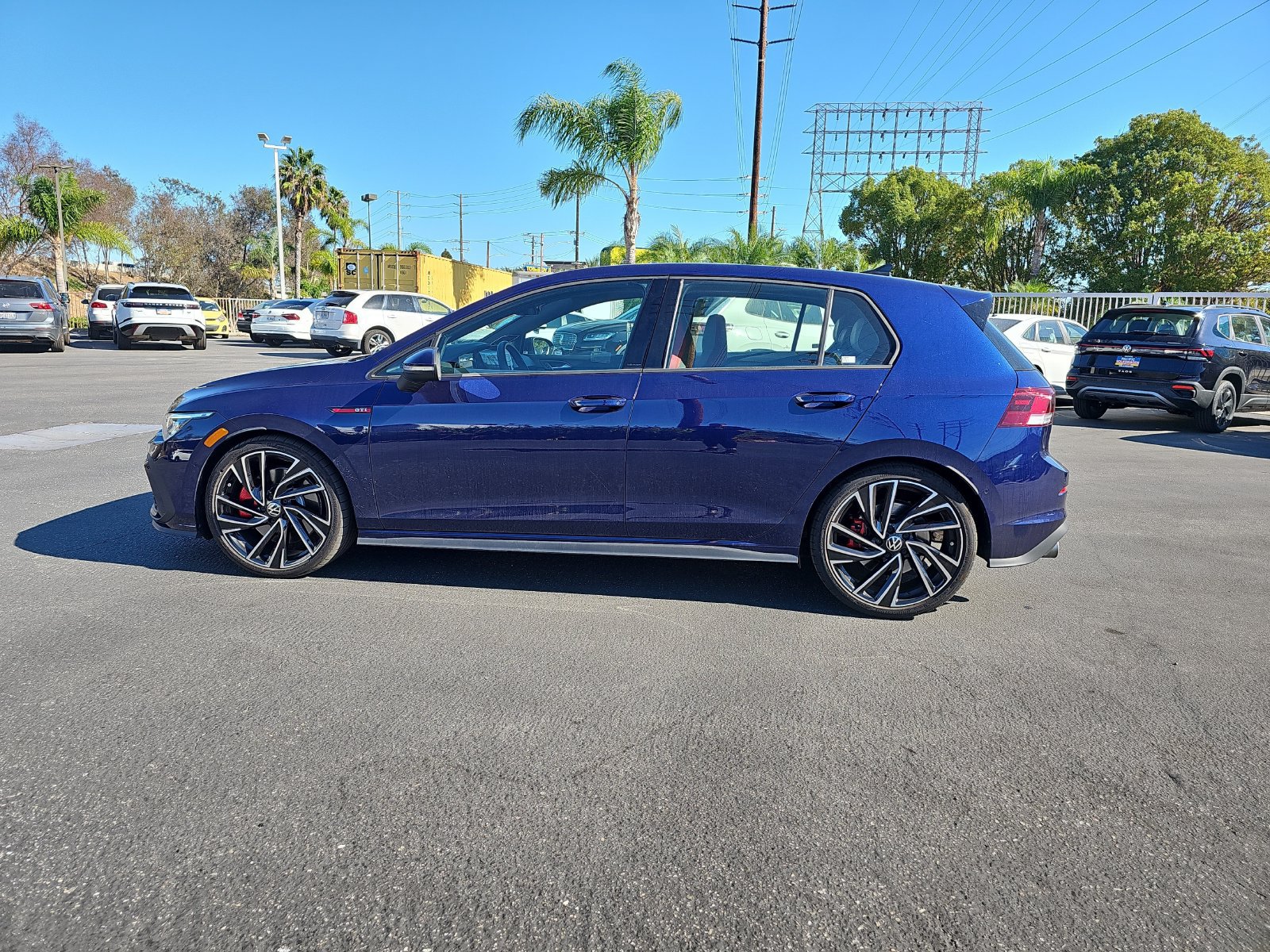 Used 2024 Volkswagen GTI Autobahn FWD image 8